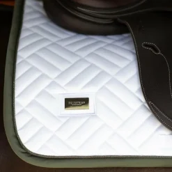 Equestrian Stockholm - Tapis de selle Striking Valley Modern blanc