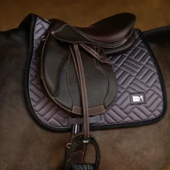 Equestrian Stockholm - Tapis de selle Modern Dark Violet