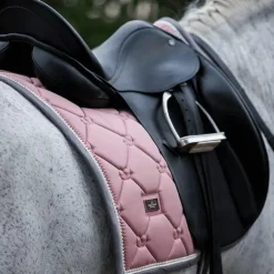 Equestrian Stockholm - Tapis de dressage Pink Pearl