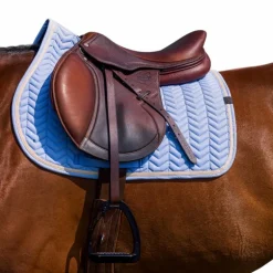 Equithème - Tapis de selle Softypop bleu ciel