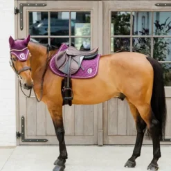 Kentucky Horsewear - Bonnet anti-mouches Wellington 3D Logo corde mauve