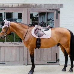 Kentucky Horsewear - Bonnet anti-mouches Wellington 3D Logo corde rose pâle