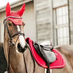 Kentucky Horsewear - Bonnet pour chevaux anti-bruits Wellington Velvet rouge