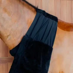 Kentucky Horsewear - Protège poitrail noir