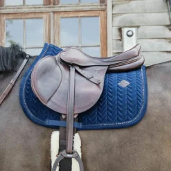 Kentucky Horsewear - Tapis de selle Velvet Pearls jumping marine