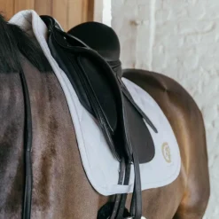 Kentucky Horsewear - Tapis de dressage Wave 3D logo blanc