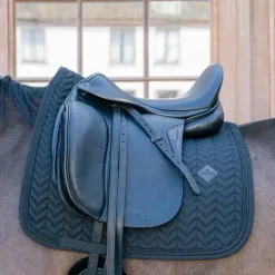 Kentucky Horsewear - Tapis de dressage Metal Chain noir