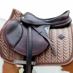 Kentucky Horsewear - Tapis de selle Velvet Pearls jumping beige