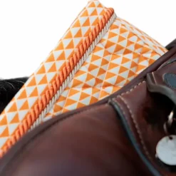Kentucky Horsewear - Tapis de selle Velvet Printing flags orange