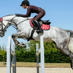 LeMieux - Tapis de selle Square Loire Classic cranberry